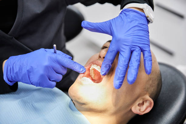 Best Weekend Emergency Dental Services in Goulding, FL